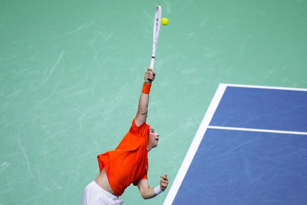 他曾多次凭 他曾多次凭