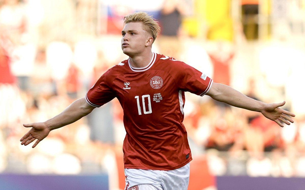 完成教练组 完成教练组