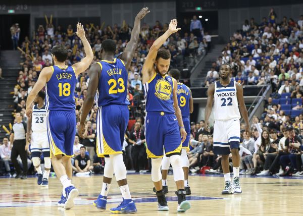 他们靠什么 他们靠什么